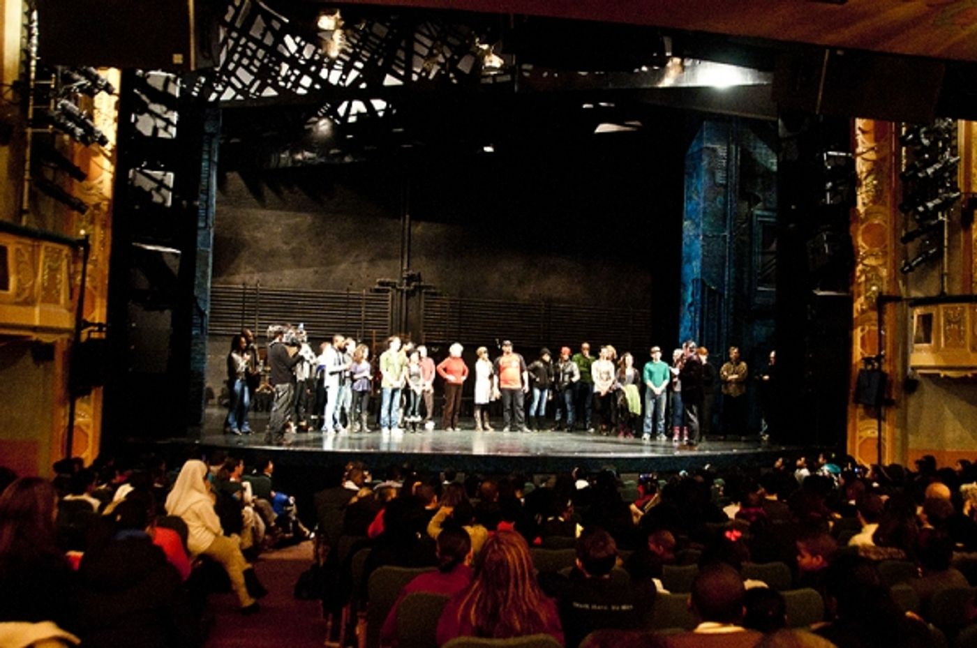 Photo Coverage: MEMPHIS Treats 1000 NYC Public School Student to First Broadway Show Photo Coverage: MEMPHIS Treats 1000 NYC Public School Student to First Broadway Show Image