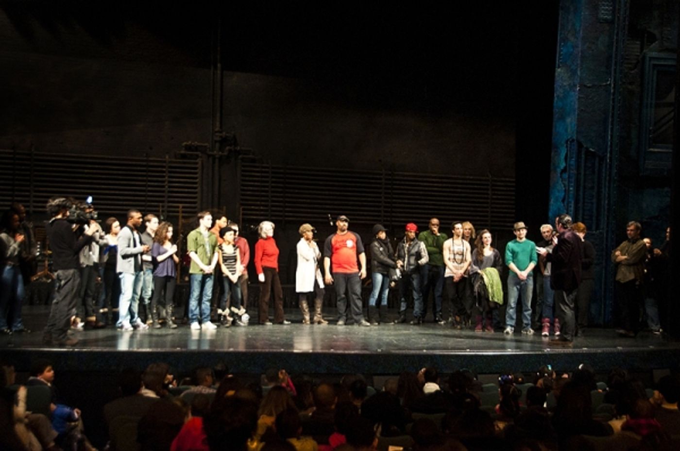 Photo Coverage: MEMPHIS Treats 1000 NYC Public School Student to First Broadway Show Photo Coverage: MEMPHIS Treats 1000 NYC Public School Student to First Broadway Show Image