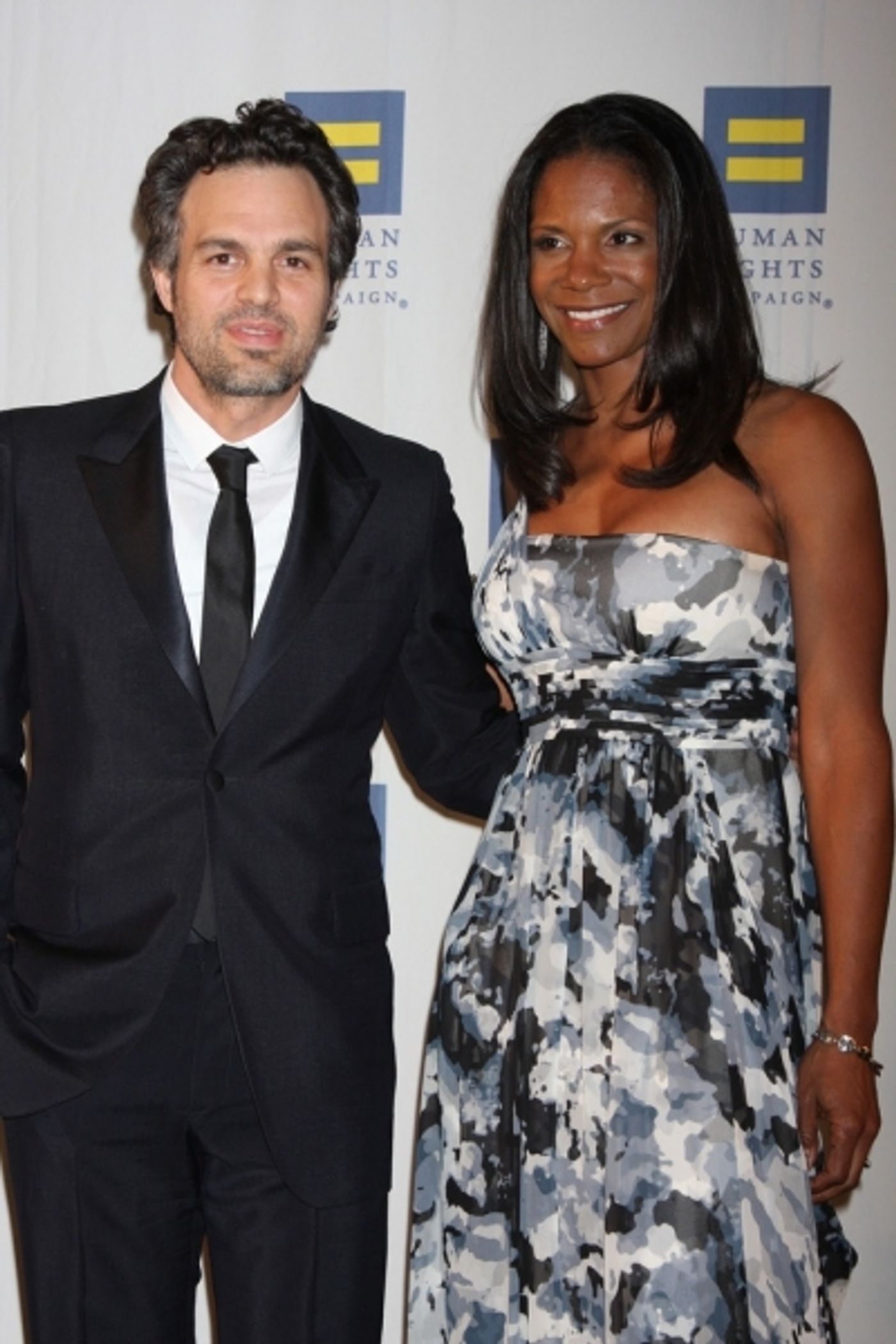 Photo Coverage: PRISCILLA, Ruffalo et al. Honor Moore at NY Human Rights Gala  Image