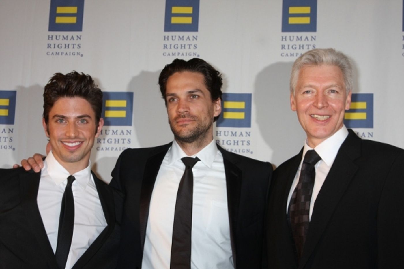 Photo Coverage: PRISCILLA, Ruffalo et al. Honor Moore at NY Human Rights Gala  Image