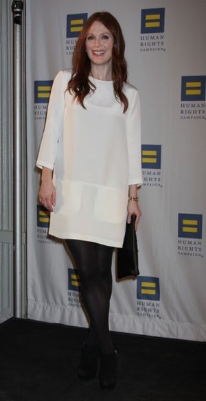 Julianne Moore @ BroadwayWorld Julianne Moore Photo