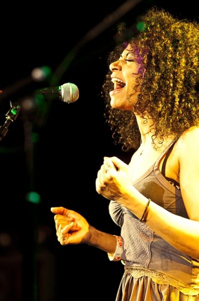 Rebecca Naomi Jones Photo