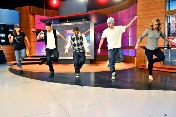 Photo Flash: So You Think You Can Dance Pros Visit FOX  Image