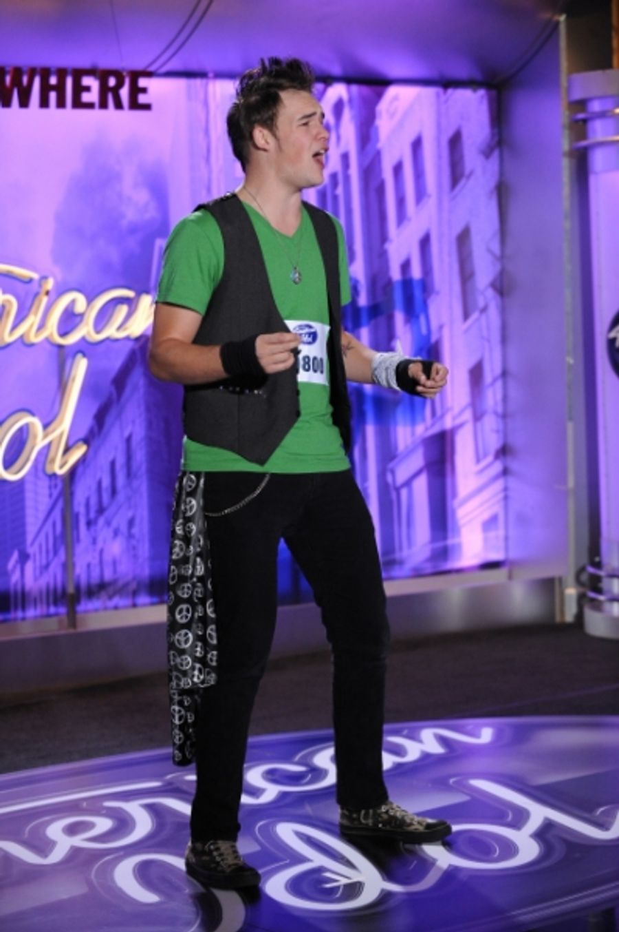 Photo Flash: AMERICAN IDOL Auditions Travel to San Francisco Image