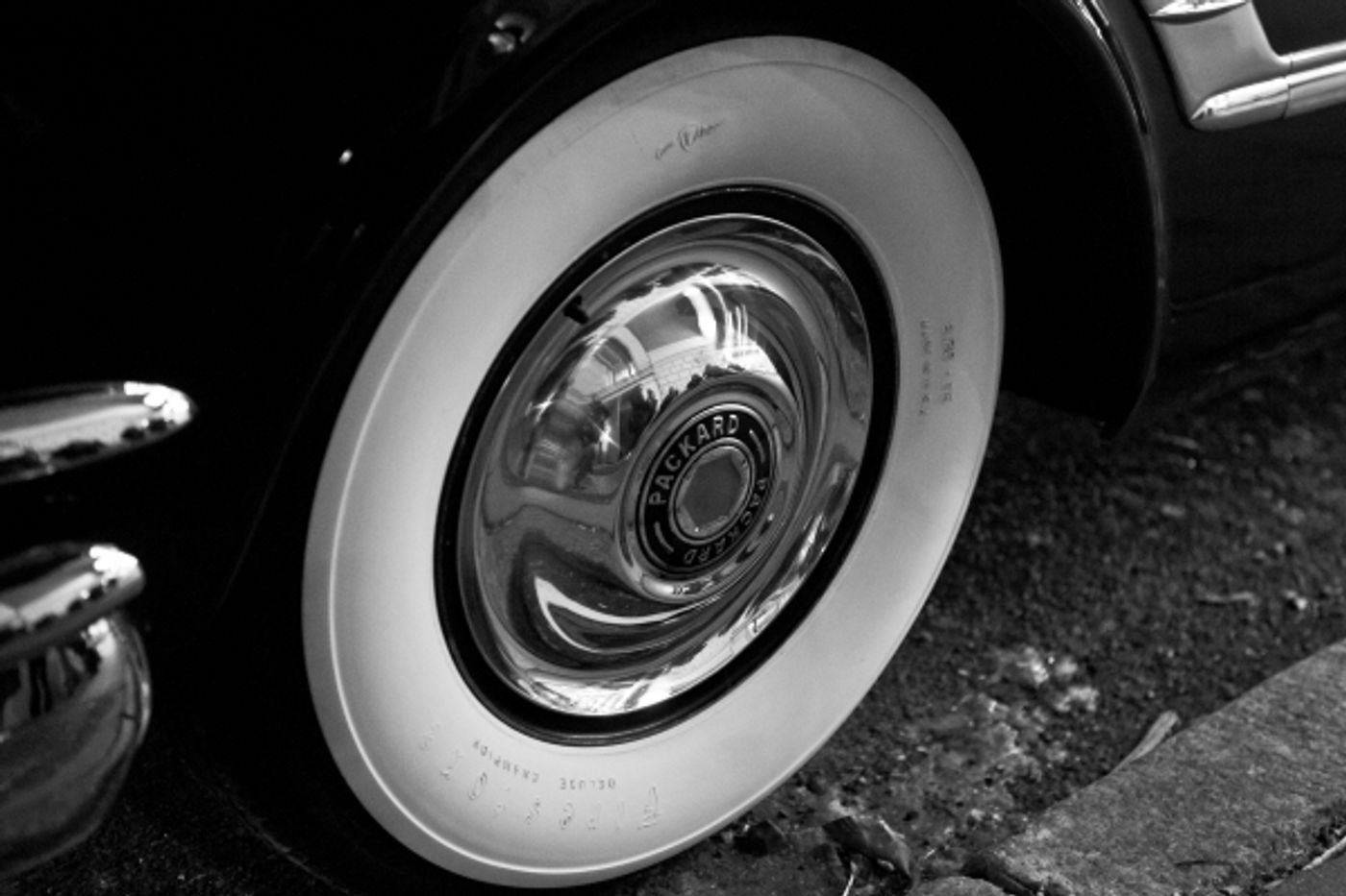 Photo Coverage: A Meeting of the 'Hokes': Morgan Freeman Meets James Earl Jones Backstage at DRIVING MISS DAISY Photo Coverage: A Meeting of the 'Hokes': Morgan Freeman Meets James Earl Jones Backstage at DRIVING MISS DAISY Image