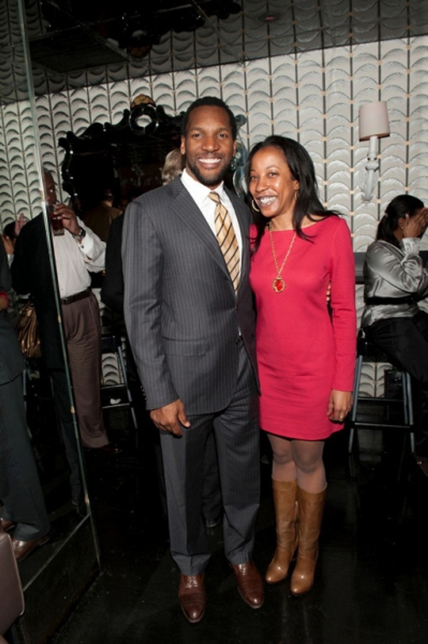 Photo Flash: ON EARTH TOGETHER Celebrates Opening Photo Flash: ON EARTH TOGETHER Celebrates Opening Image