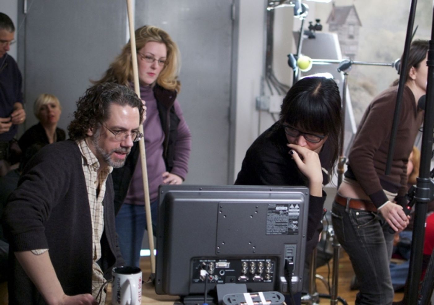 Photo Flash: Behind the Scenes of Puppet Heap's 'I Knew an Old Lady'  Image