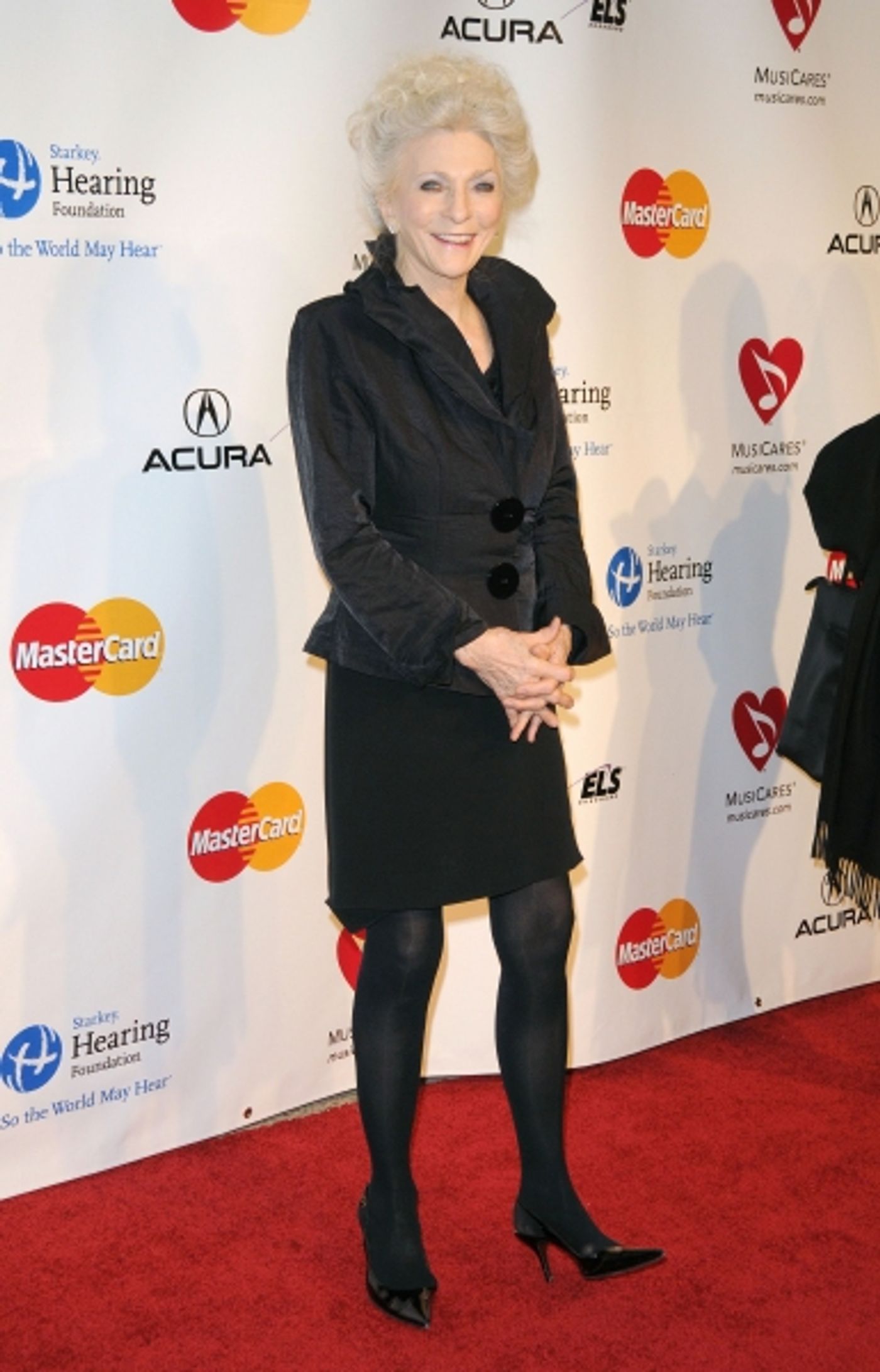 Photo Coverage: Barbra Streisand MusiCares Starry Red Carpet!  Image