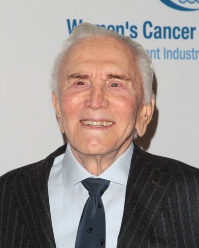 Kirk Douglas in attendance; An Unforgettable Evening Benefitting EIF's Women's Cancer Photo
