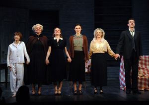 Byony Hanah, Ellen Burstyn, Elisabeth Moss, Keira Knightley , Carol Kane, Tobias Menz Photo