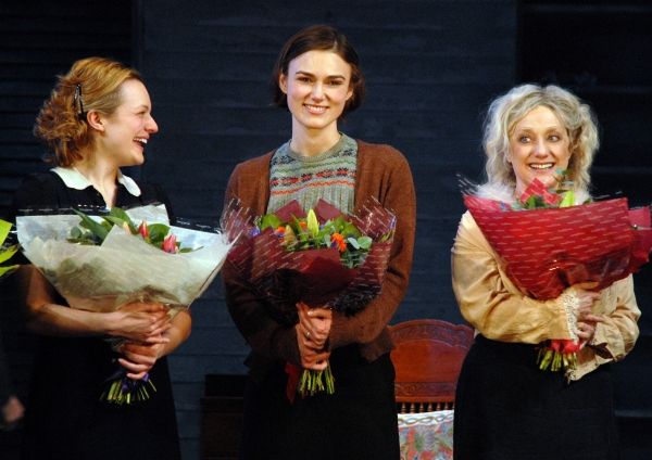 Elisabeth Moss, Keira Knightley, Carol Kane Photo