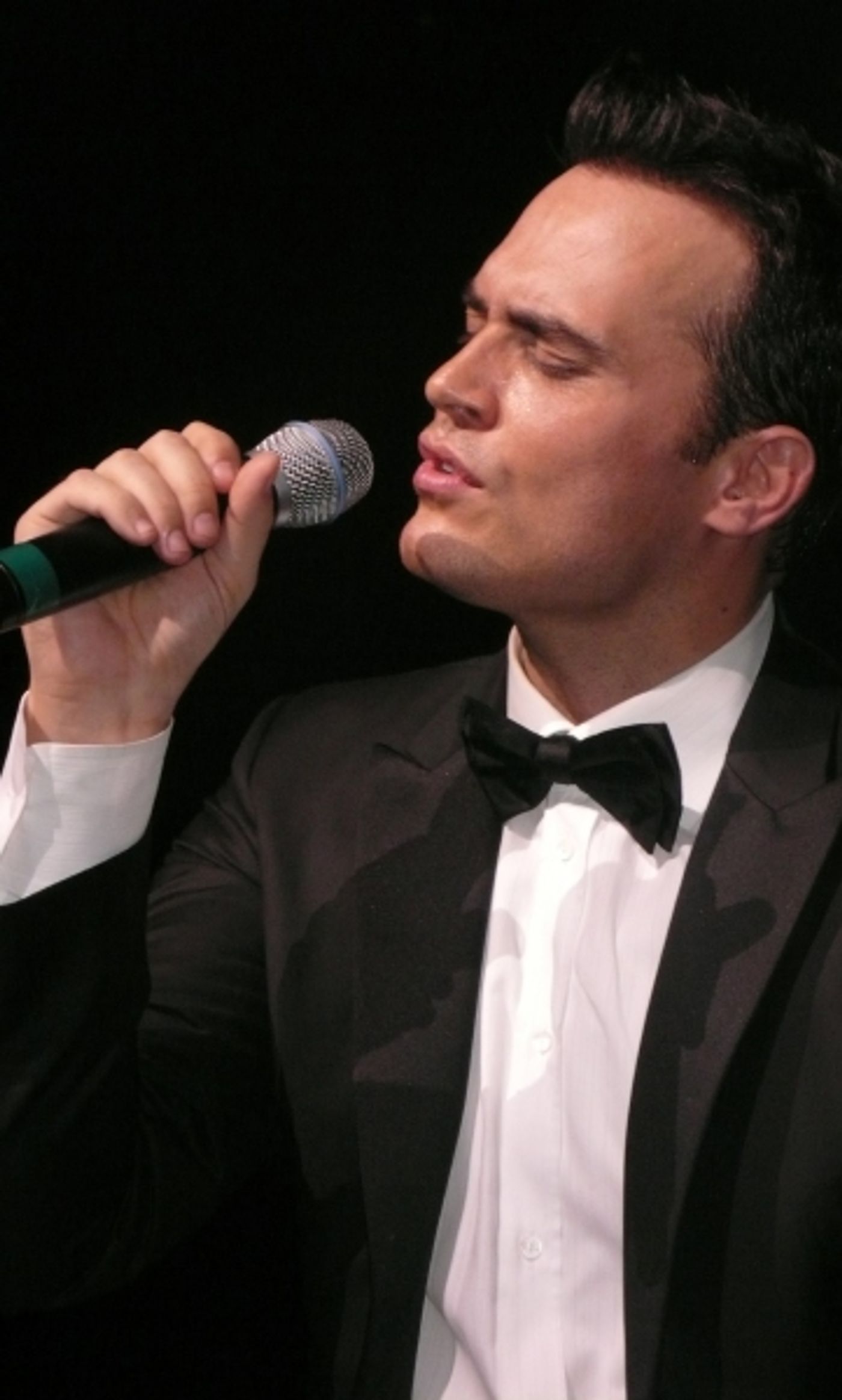 Photo Coverage Exclusive: Cheyenne Jackson on Atlantis - Allure Of The Seas Photo Coverage Exclusive: Cheyenne Jackson on Atlantis - Allure Of The Seas Image