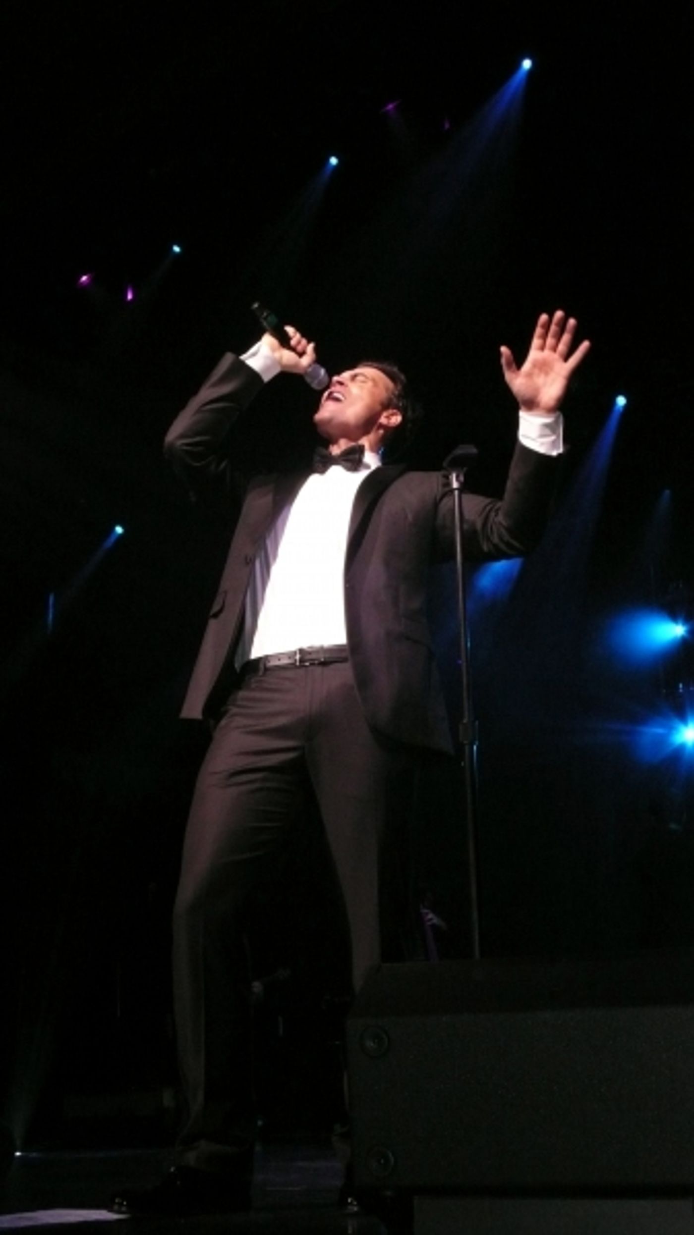 Photo Coverage Exclusive: Cheyenne Jackson on Atlantis - Allure Of The Seas Photo Coverage Exclusive: Cheyenne Jackson on Atlantis - Allure Of The Seas Image