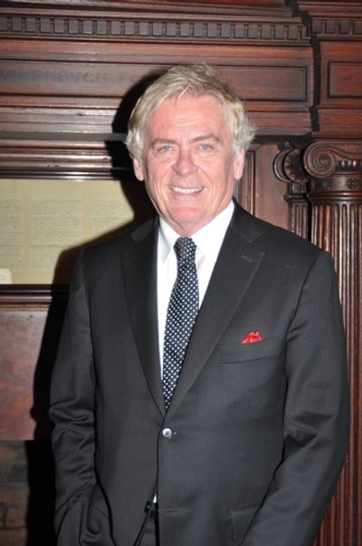 Daniel Davis Photo