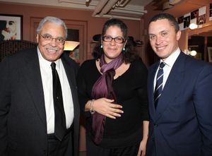Jennifer Morgan & Former Tennessee Congressman Harold Ford, Jr. visit James Earl Jones backstage before participating in the 'Driving Miss Daisy' Talkbacks at the Golden Theatre in New York City. @ BroadwayWorld Jennifer Morgan & Former Tennessee Congressman Harold Ford, Jr. visit James Earl Jone Photo