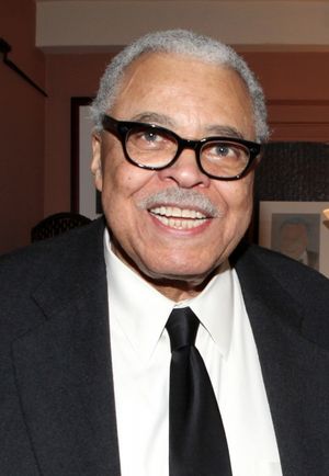 Former Tennessee Congressman Harold Ford, Jr. visit James Earl Jones backstage before participating in the 'Driving Miss Daisy' Talkbacks at the Golden Theatre in New York City. @ BroadwayWorld Former Tennessee Congressman Harold Ford, Jr. visit James Earl Jones backstage before Photo
