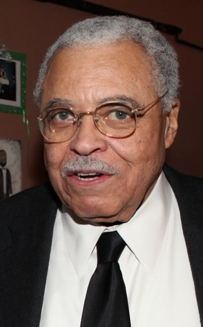 Former Tennessee Congressman Harold Ford, Jr. visits  James Earl Jones backstage befo Photo