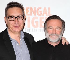 Moises Kaufman and Robin Williams attends the 'Bengal Tiger at The Baghdad Zoo' Meet & Greet during Rehearsals at The New 42nd Street Studios in New York City.
@ BroadwayWorld Moises Kaufman and Robin Williams attends the 'Bengal Tiger at The Baghdad Zoo' Meet Photo