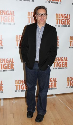 Director Moises Kaufman attends the 'Bengal Tiger at The Baghdad Zoo' Meet & Greet during Rehearsals at The New 42nd Street Studios in New York City. @ BroadwayWorld Director Moises Kaufman attends the 'Bengal Tiger at The Baghdad Zoo' Meet & Greet du Photo