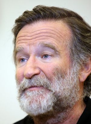 Robin Williams attends the 'Bengal Tiger at The Baghdad Zoo' Meet & Greet during Rehearsals at The New 42nd Street Studios in New York City. @ BroadwayWorld Robin Williams attends the 'Bengal Tiger at The Baghdad Zoo' Meet & Greet during Rehe Photo