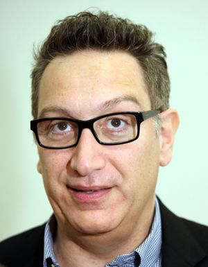 Moises Kaufman attends the 'Bengal Tiger at The Baghdad Zoo' Meet & Greet during Rehearsals at The New 42nd Street Studios in New York City. @ BroadwayWorld Moises Kaufman attends the 'Bengal Tiger at The Baghdad Zoo' Meet & Greet during Rehe Photo