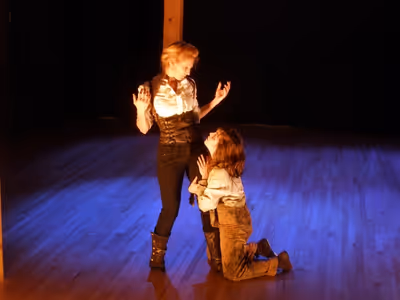 Elyse Knight and Emily Hartford Photo