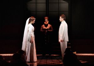 Lucy Maunder,  Photo