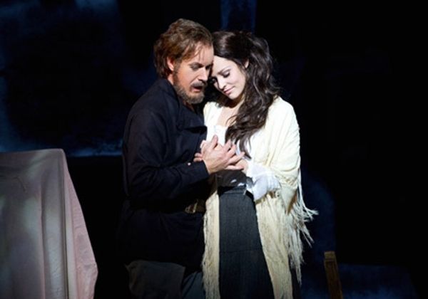 Anthony Warlow, Lucy Maunder Photo