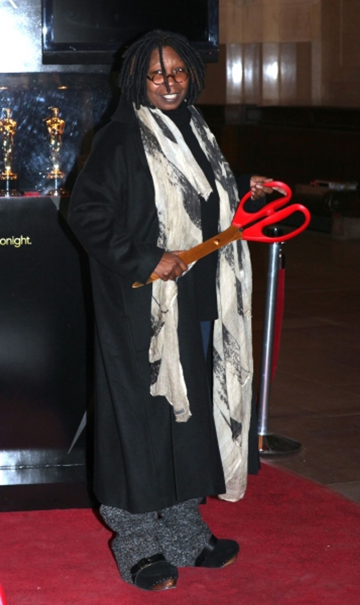 Meet The Oscars New York-Ribbon Cutting with Whoopi Goldberg at Vanderbilt Hall in Grand Central Terminal, New York City. at 