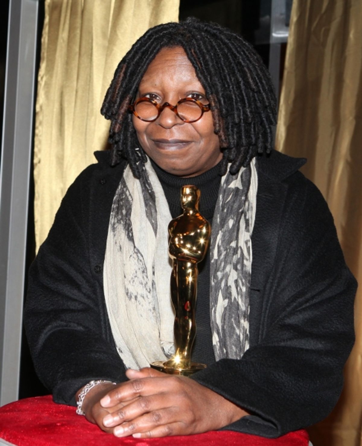 Meet The Oscars New York-Ribbon Cutting with Whoopi Goldberg at Vanderbilt Hall in Grand Central Terminal, New York City. at 
