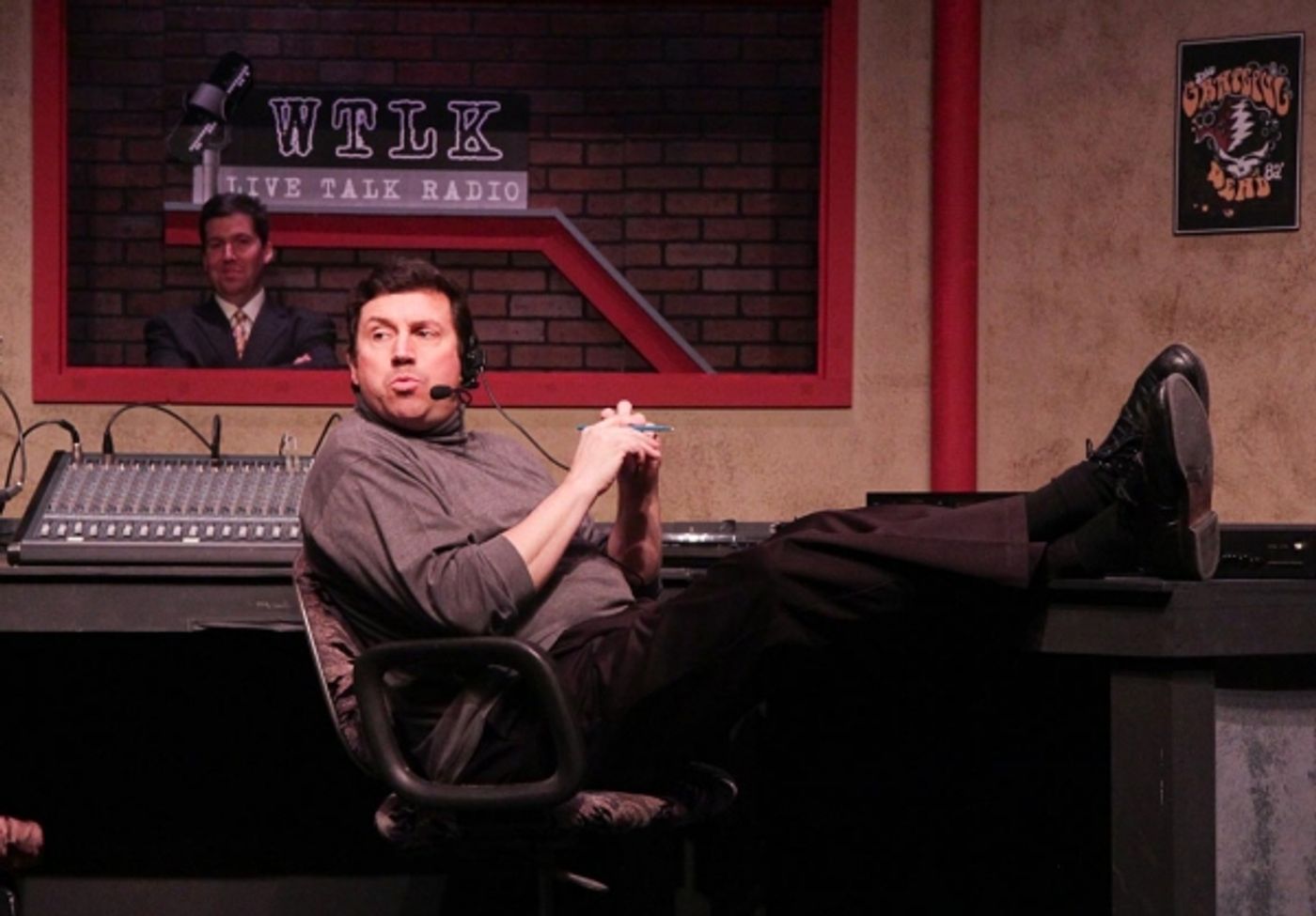 Photo Flash: Theatre Works New Milford's TALK RADIO  Image