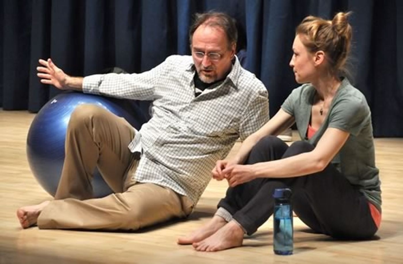 Photo Flash: CIRCLE MIRROR TRANSFORMATION Opens at KC Rep  Image