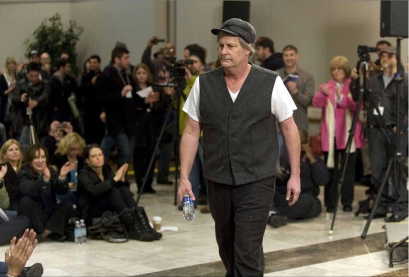 Photo Flash: Jeff Daniels Fights for Michigan Film Tax Incentives  Image