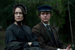 Robin Wright as Mary Surratt and Jonathan Groff Louis Weichmann @ BroadwayWorld Robin Wright as Mary Surratt and Jonathan Groff Louis Weichmann Photo