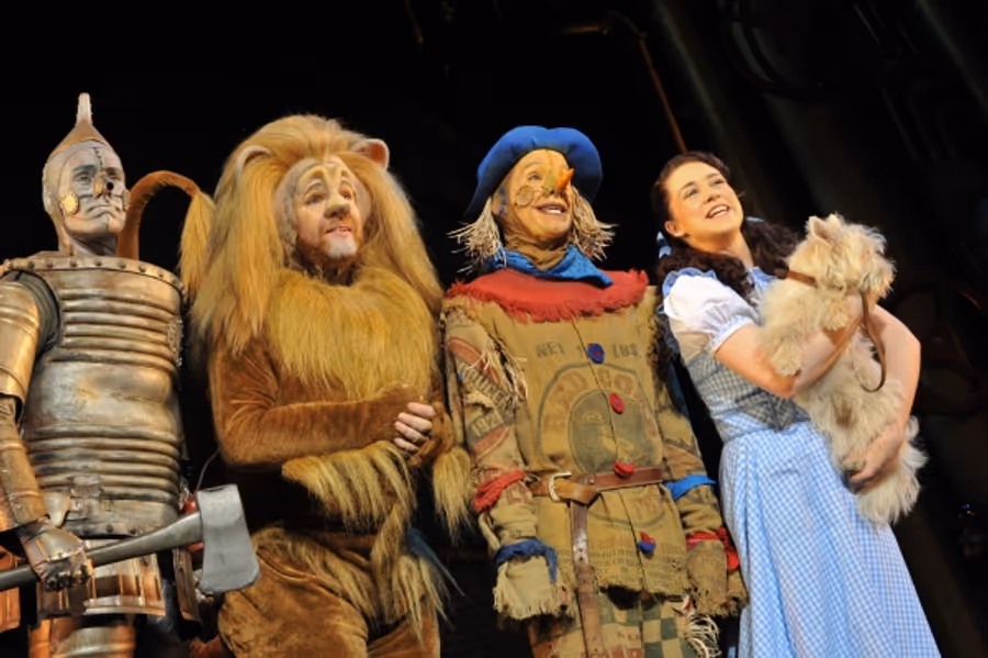 Photo Flash: First Look at THE WIZARD OF OZ in London! Image