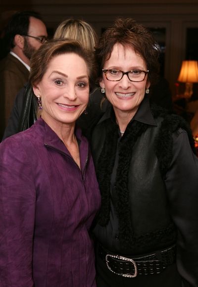 MALIBU, CA - FEBRUARY 28: Judy Beckmen (L) and host Eva Stern (R) pose during Center  Photo