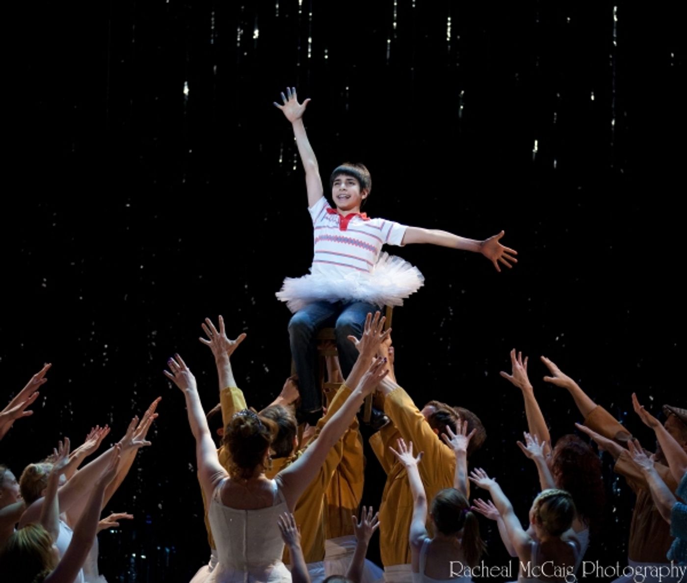 Photo Coverage: Elton John Celebrates Toronto's BILLY ELLIOT Opening  Image