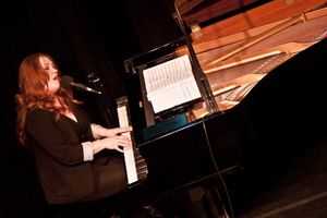 Katie Thompson @ BroadwayWorld Katie Thompson Photo