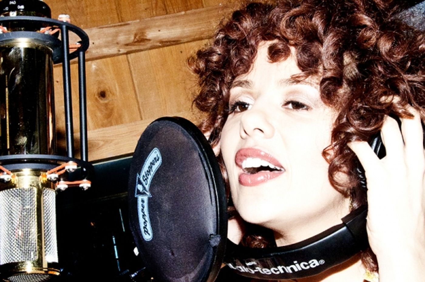 Photo Coverage: WONDERLAND Cast in the Recording Studio  Image