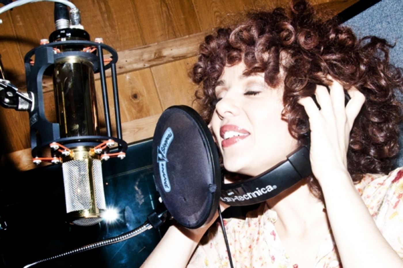 Photo Coverage: WONDERLAND Cast in the Recording Studio  Image