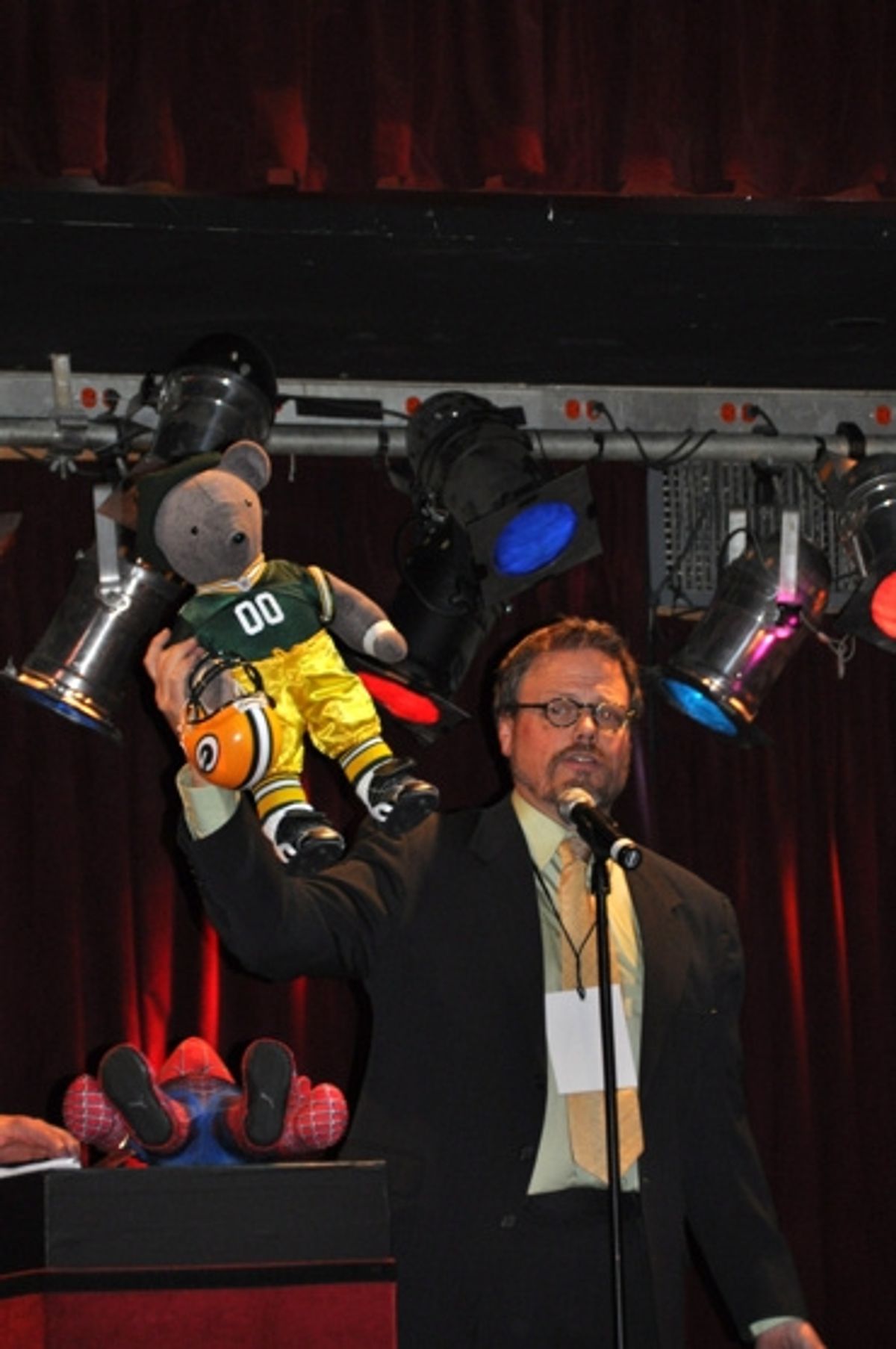 Scott T. Stevens ends the show with a preview bear....The Lombardi Bear at 