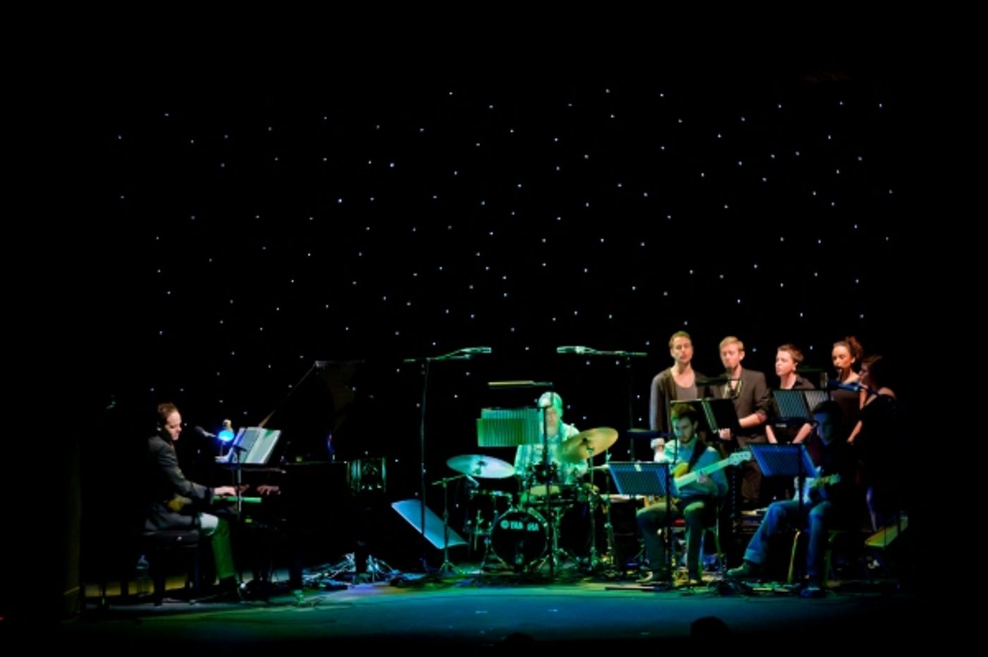 Photo Flash: Hadley Fraser, Rosalie Craig, et al. Sing Bobby Cronin  Image