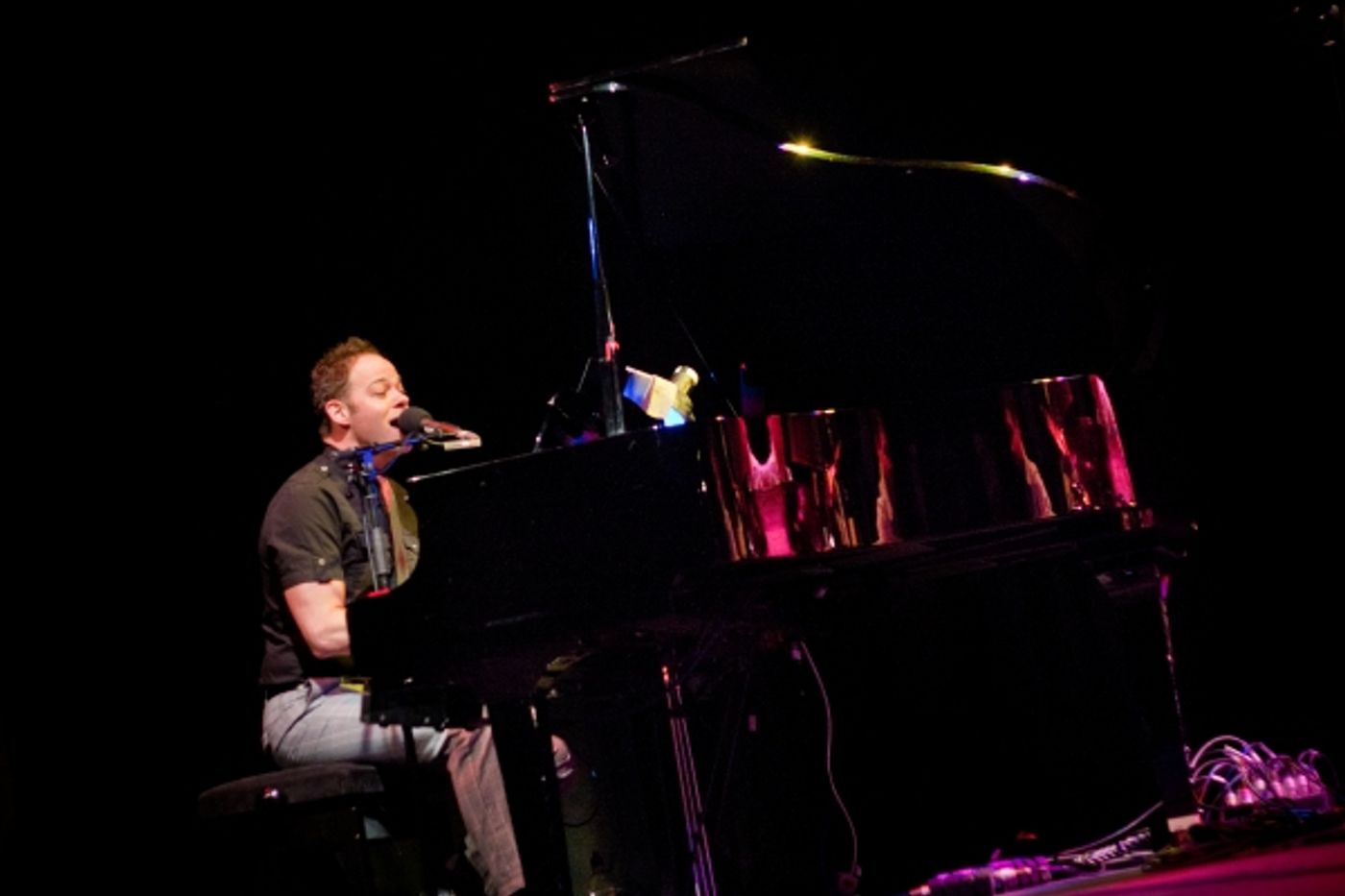 Photo Flash: Hadley Fraser, Rosalie Craig, et al. Sing Bobby Cronin  Image