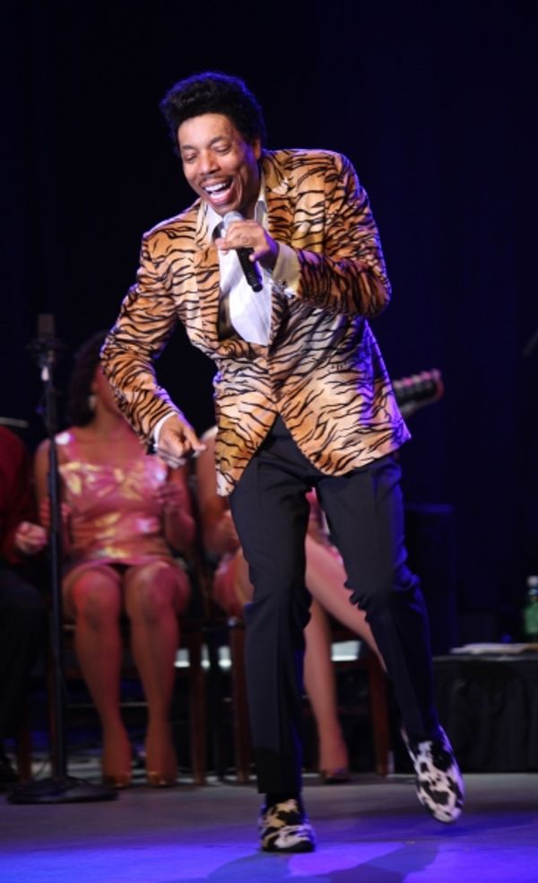 Geno Henderson performing a Sneek Peek of the New Broadway Musical  'Baby It's You' a Photo