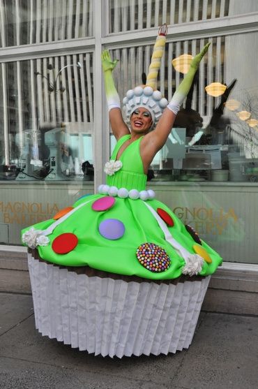 Photos: Magnolia Bakery Unveils 'The Priscilla Cupcake'! — photo 13 of 13