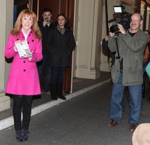 ''Kathy Griffin Wants A Tony" Meet & Greets the press and fans after adding two shows to her Broadway Engagement at the Belasco Theatre in New York City. @ BroadwayWorld ''Kathy Griffin Wants A Tony" Meet & Greets the press and fans after adding two shows Photo