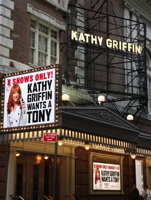 ''Kathy Griffin Wants A Tony" Meet & Greets the press and fans after adding two shows to her Broadway Engagement at the Belasco Theatre in New York City. @ BroadwayWorld ''Kathy Griffin Wants A Tony" Meet & Greets the press and fans after adding two shows Photo