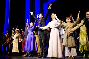 Ashley Brown & Gavin Lee & the cast of Mary Poppins Photo