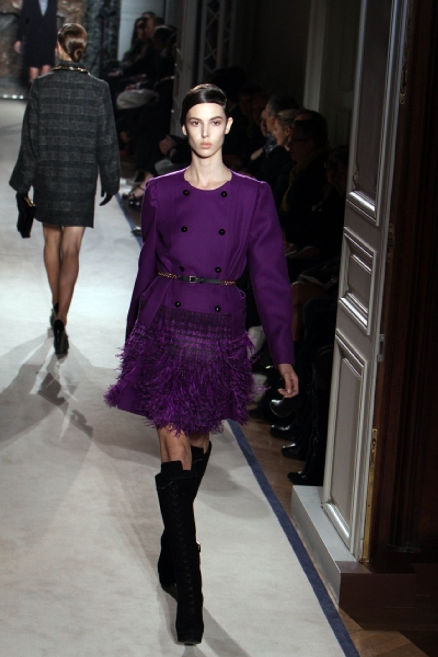 Photo Flash: Yves Saint Laurent at Paris Fashion Week  Image