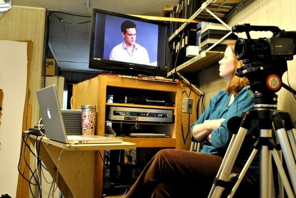 Stephen Mark Lukas (on monitor), Judy Henderson's associate Kimberly Graham Photo